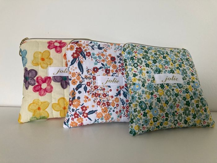 Lot de 5 lingettes démaquillantes avec pochette. - photo numéro 6