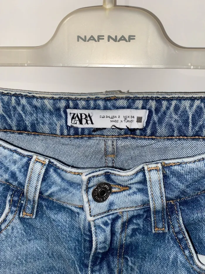 Jean fendu - photo numéro 3