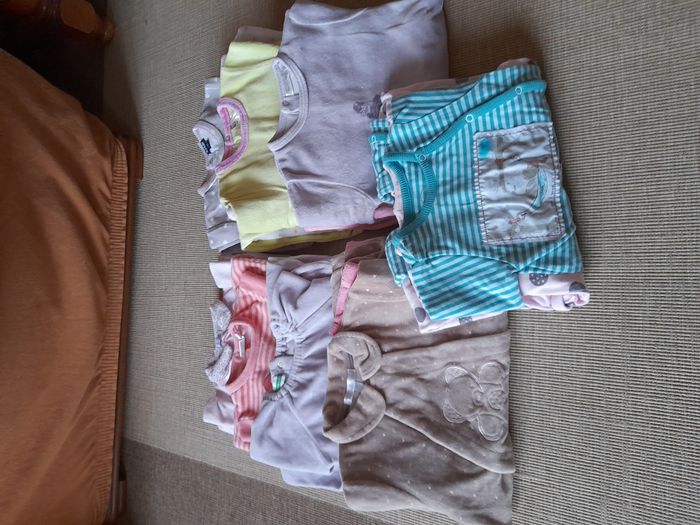 Lot pyjamas fille 9 mois