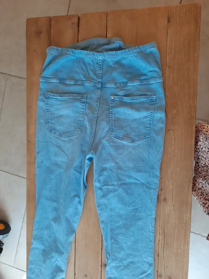 Lot de 4 jeans grossesse - photo numéro 10