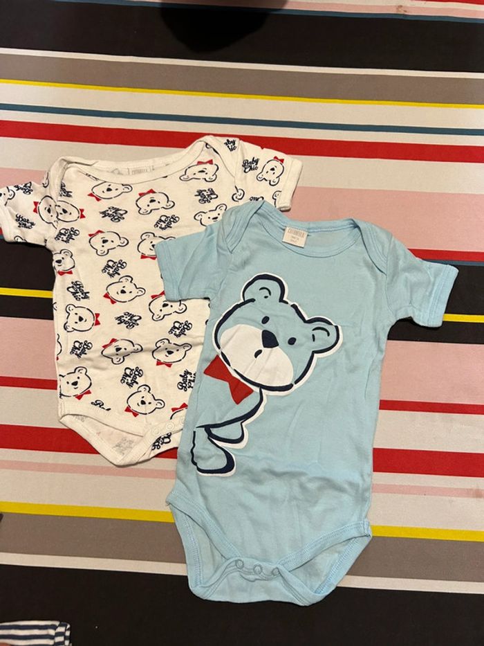 Lot 9 bodies manche courte 3 mois - photo numéro 10