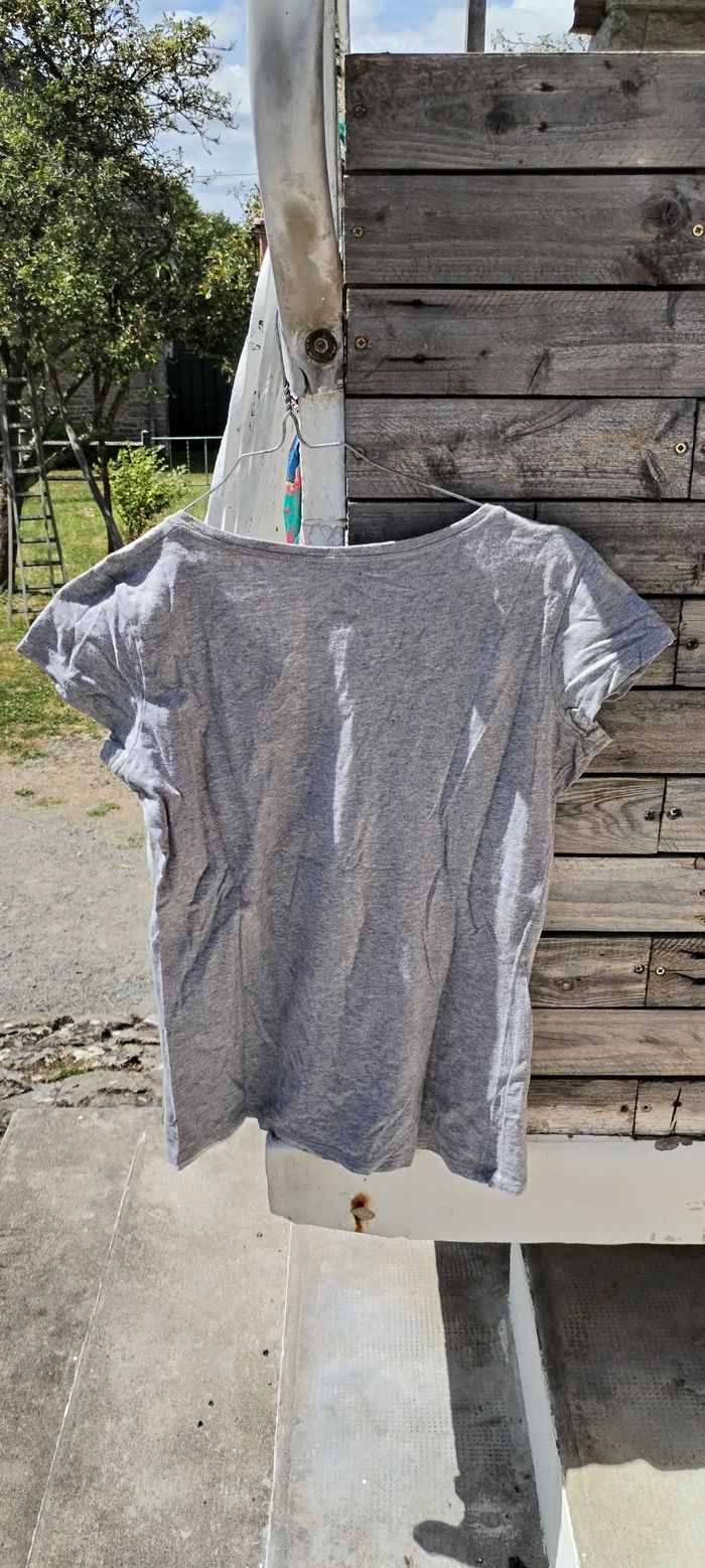 T Shirt femme - photo numéro 2