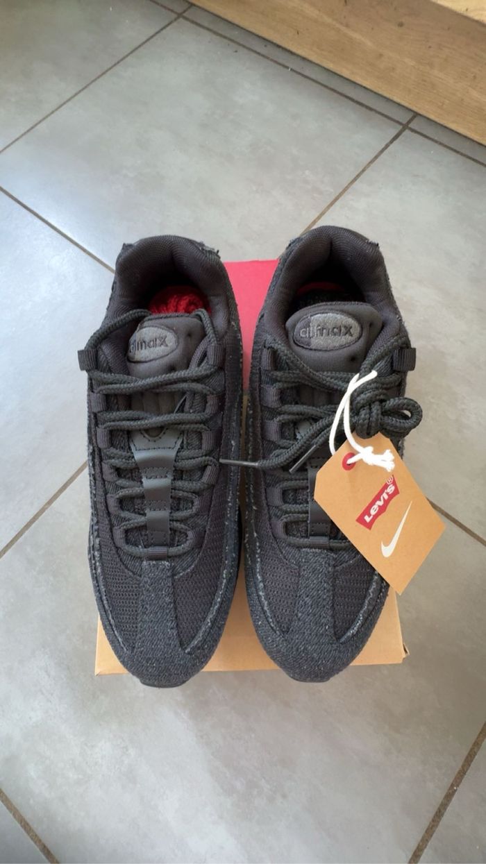 Nike air Max 95 OG x levi’s - photo numéro 2