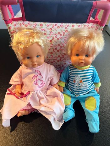 Lot poupées + couffin + lit parapluie – 2 bébés ~30 cm