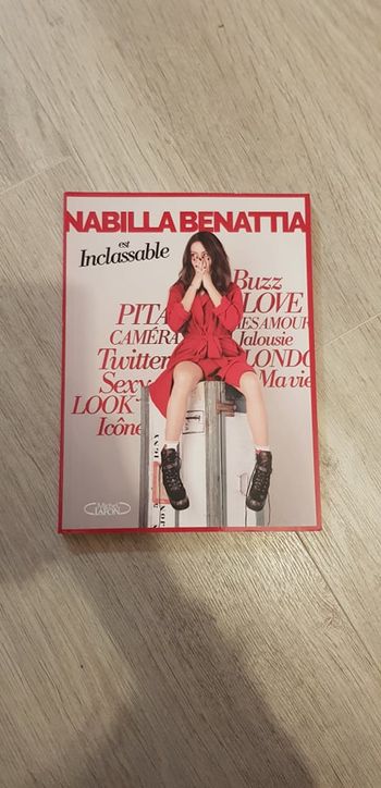 Livre "Nabilla Benattia est inclassable"
