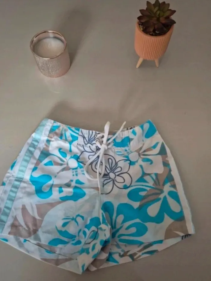 Lot de 2 maillots de bain 6 ans - photo numéro 5