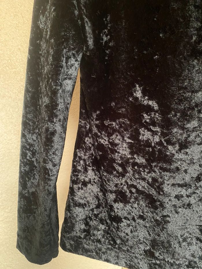 Haut velouté noir - photo numéro 5