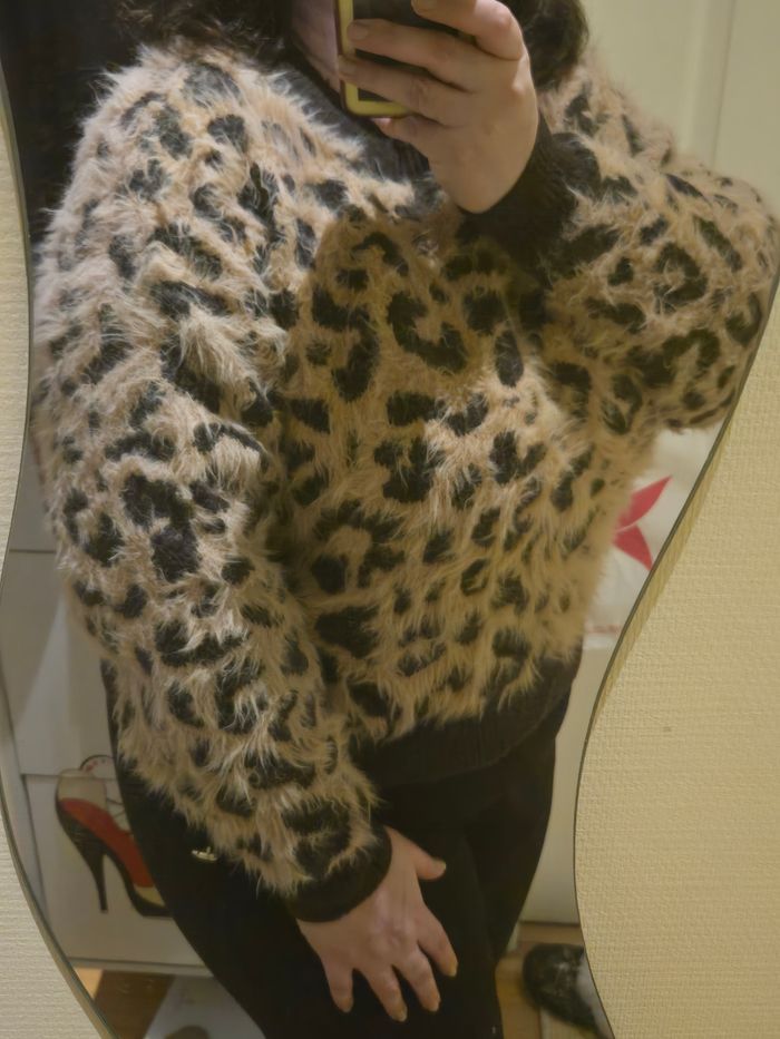 Pull duveteux léopard T.S >44 H&M neuf - photo numéro 4