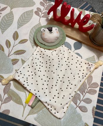 Doudou Taf Toys