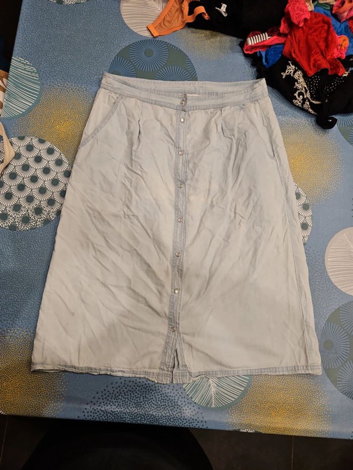 Jupe midi bleu clair