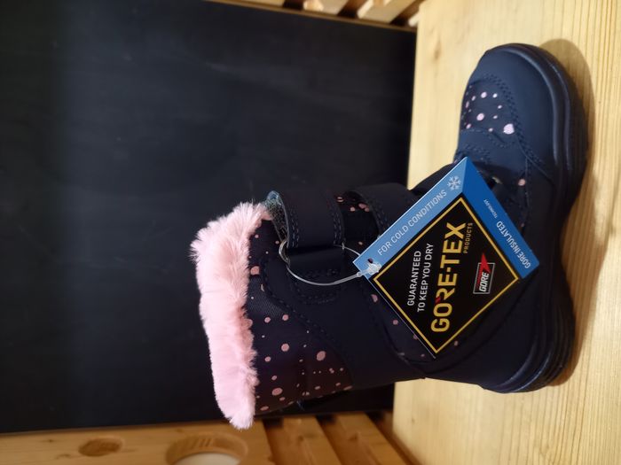 Bottes de neige Superfit taille 25 🎀 - photo numéro 2