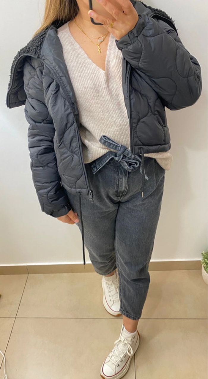 Veste  Courte Matelassée Noire Avec Un Grand Col Fausse Fourrure Taille Unique - photo numéro 5