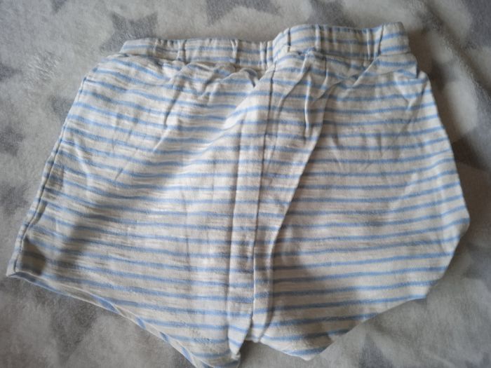 Short rayé - photo numéro 2