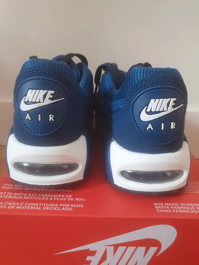 Nike Air Max (36.5) - photo numéro 4