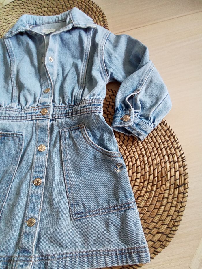 Robe en jean fermée par boutons pressions Vertbaudet taille 5 ans - photo numéro 7