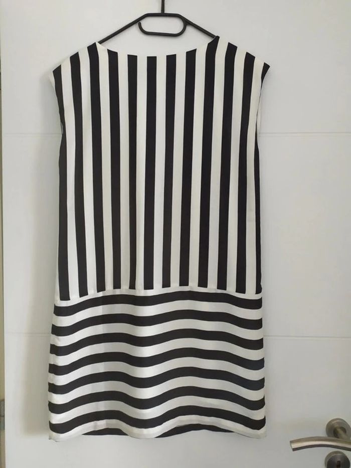 Robe rayée mango noire et blanche - photo numéro 2