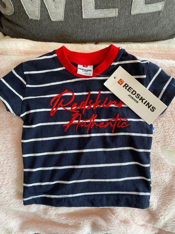 Tee-shirt redskins  6 mois neuf avec étiquette