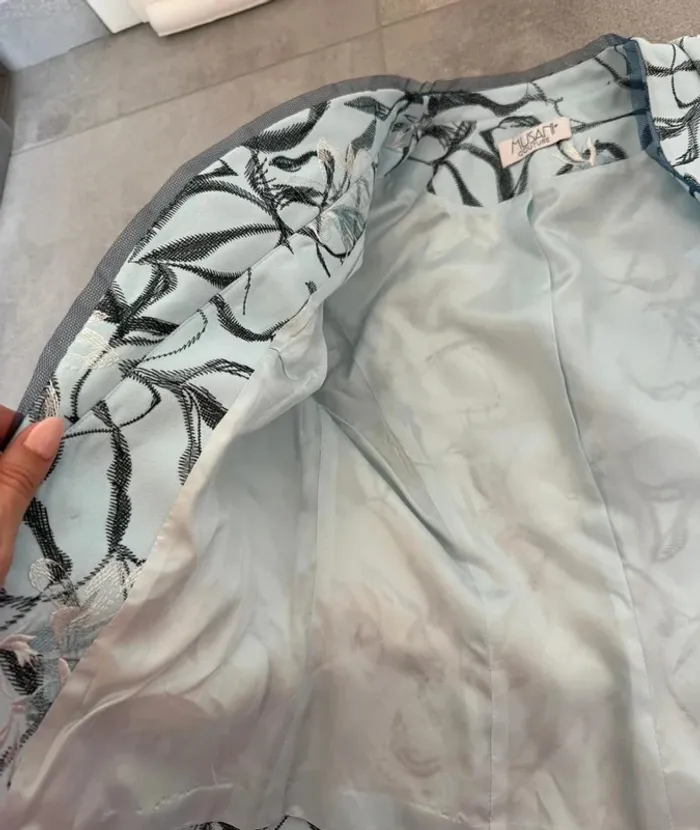 Magnifique veste blazer Musani couture bleue taille 38 neuve avec étiquette - photo numéro 9