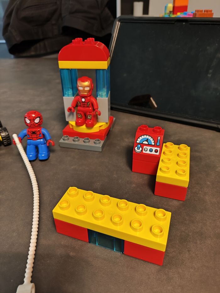 Lego Duplo 10921 – Le labo des super-héros - photo numéro 3