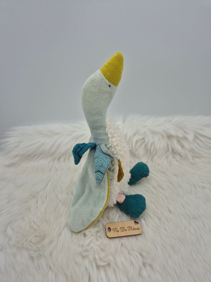 Doudou Petite Peluche Oie Plumette Le Voyage d'Olga Moulin Roty - photo numéro 2