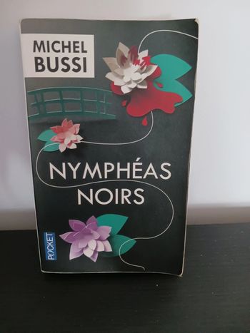 Roman nymphéas noirs