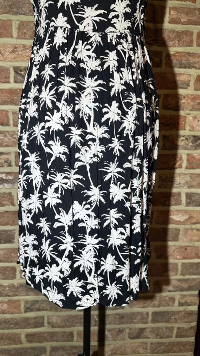 Robe noire à motifs de palmiers blancs C&A Taille Xs/34 - photo numéro 10