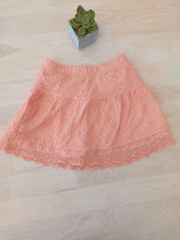 Jupe en dentelle 2 ans