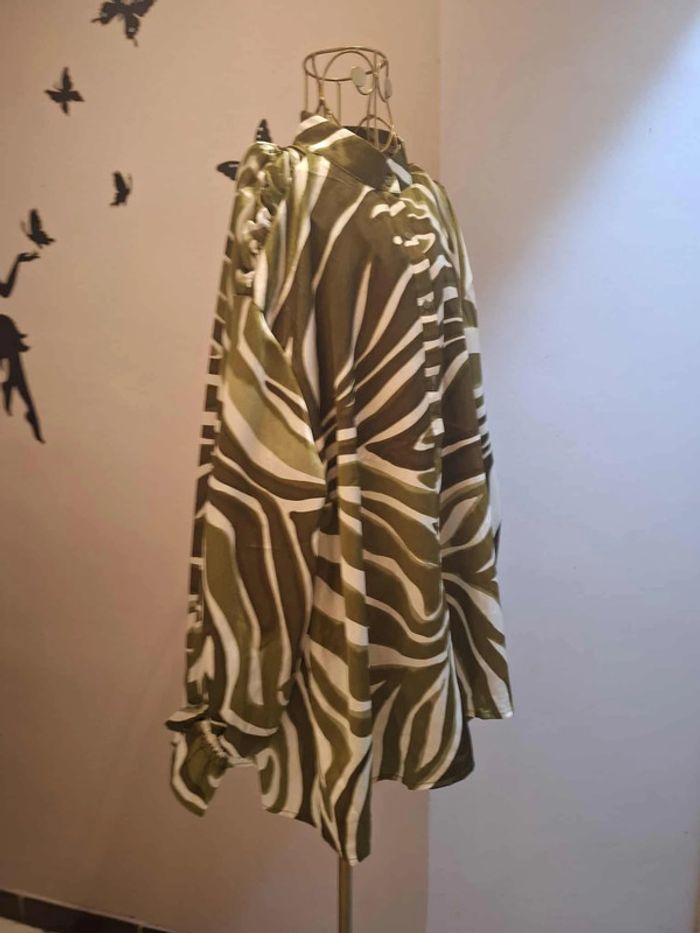 Chemise kaki & blanche - photo numéro 2