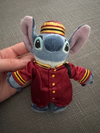 Peluche Keychain stitch la tour de la terreur