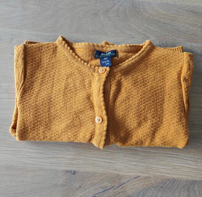 Gilet marron moutarde Kiabi 3 mois