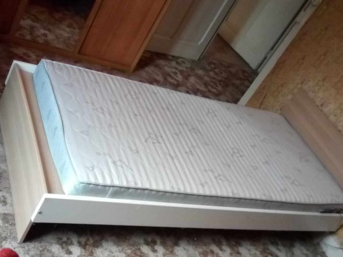 Lit +matelas 1 place - photo numéro 2