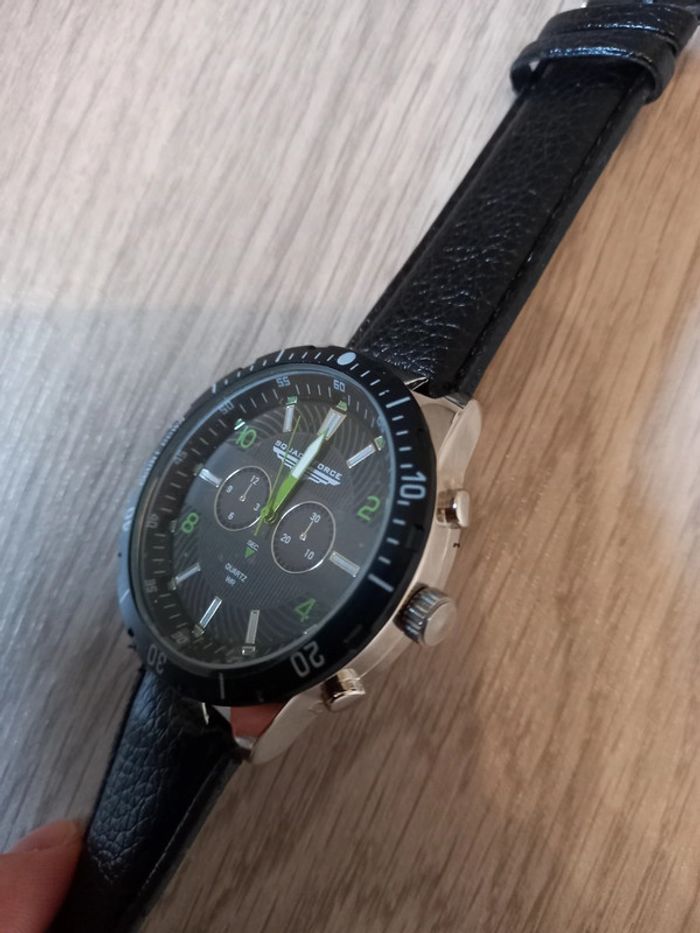 Montre homme - photo numéro 3