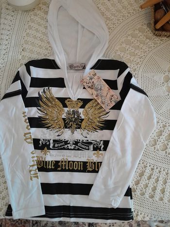 T-shirt avec capuche fille, Marque Agathia, 6ans