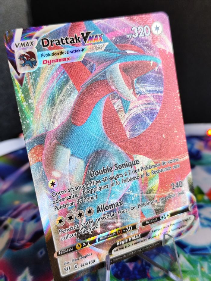 Carte pokémon neuve 🇨🇵 Drattak Vmax 144/189 Ténèbres Embrasées - photo numéro 3