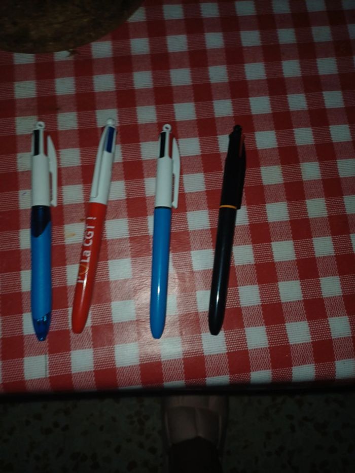 Lots affaires scolaires - photo numéro 2