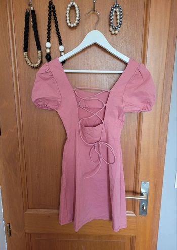 Robe lacée dans le dos taille S Made in Italie