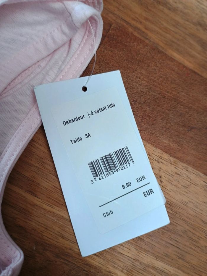 T-shirt neuf 3 ans - photo numéro 3