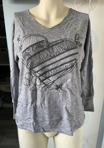 Pull gris taille unique