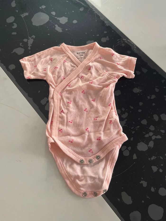 Body, bébé fille - photo numéro 2