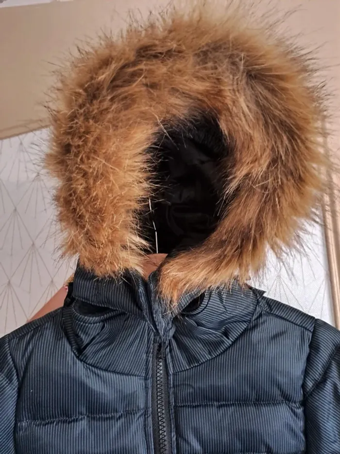 Manteau garçon comme neuf chaud quasi pas porté nevada baby 24 mois - photo numéro 2