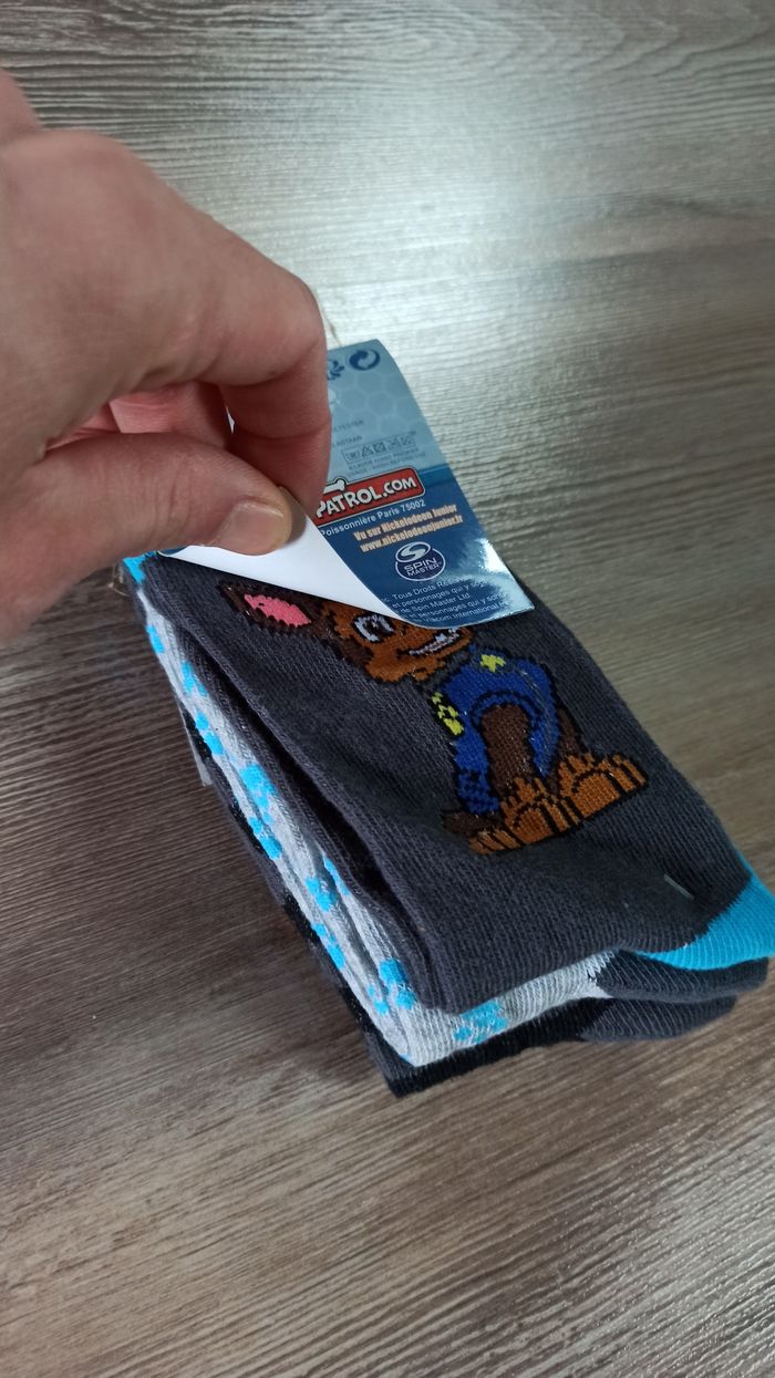 Lot chaussettes pat patrouille 31 - 35 - photo numéro 3