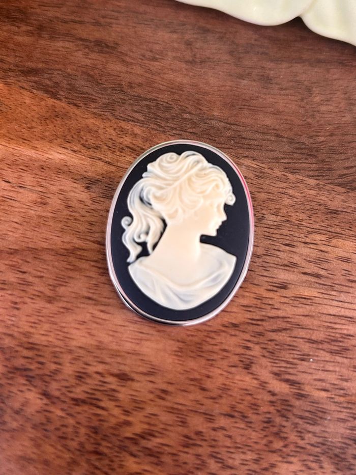 Broche - photo numéro 2