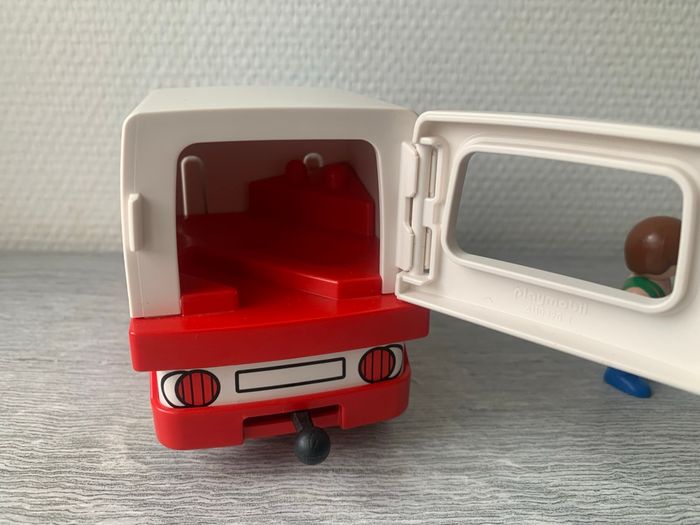 Ambulances Playmobil 123 - photo numéro 4