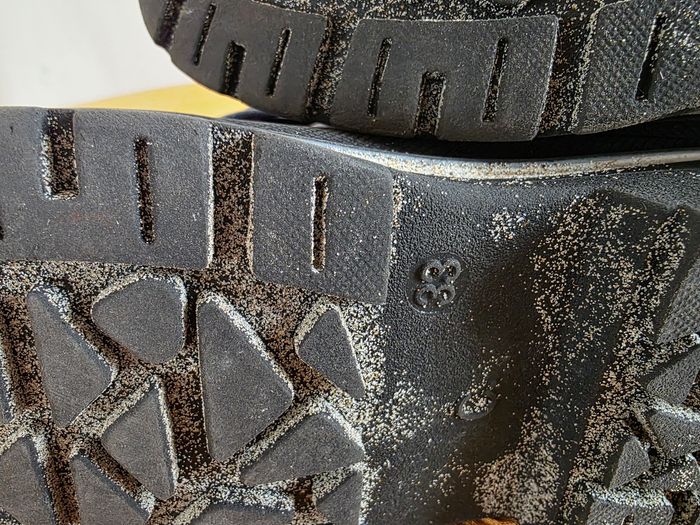 Chaussures après ski ou bottes de pluie - photo numéro 5