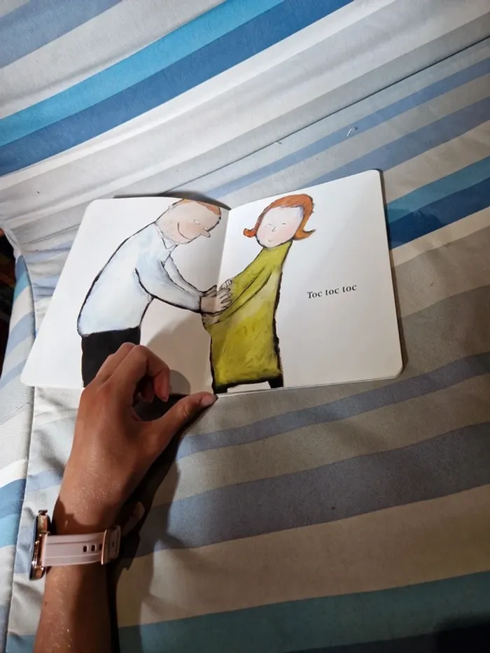 Livre les mains de papa - photo numéro 5
