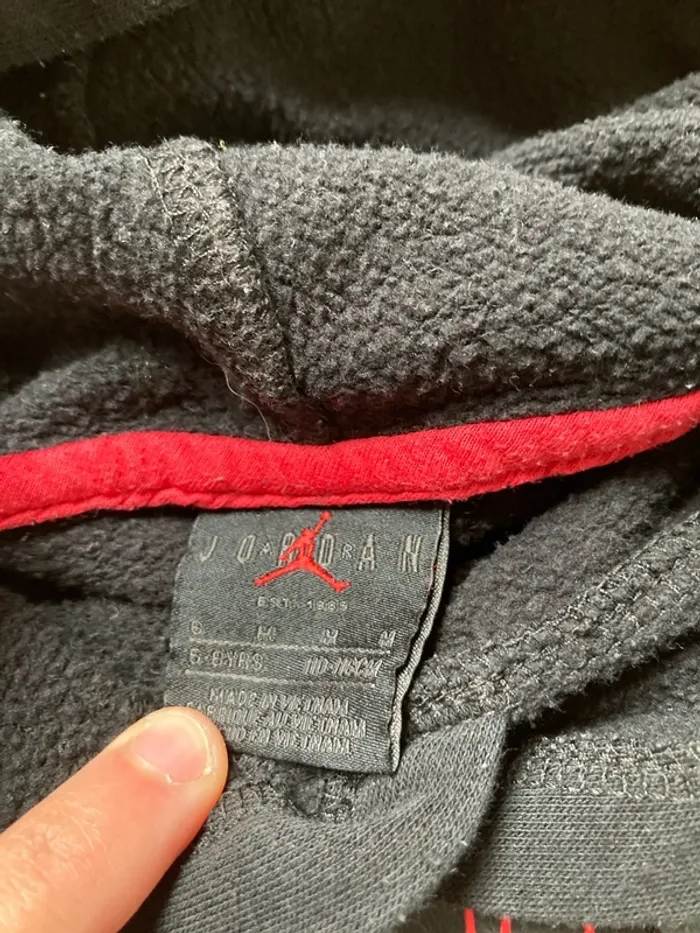 Pull Jordan noir 5-6 ans 110-116cm - photo numéro 4