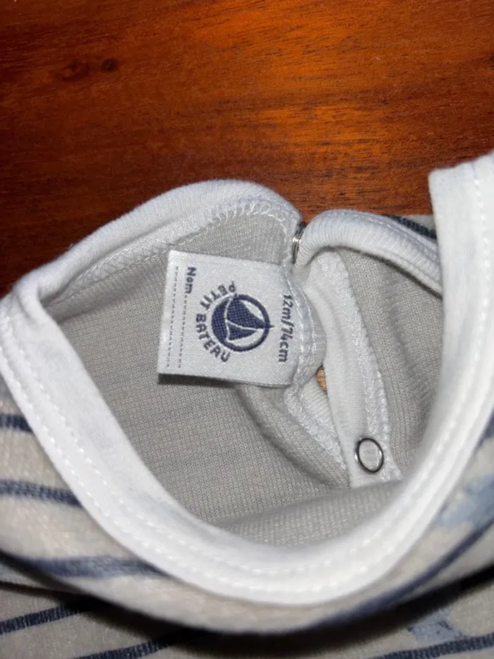 Lot pyjamas 12mois - photo numéro 5