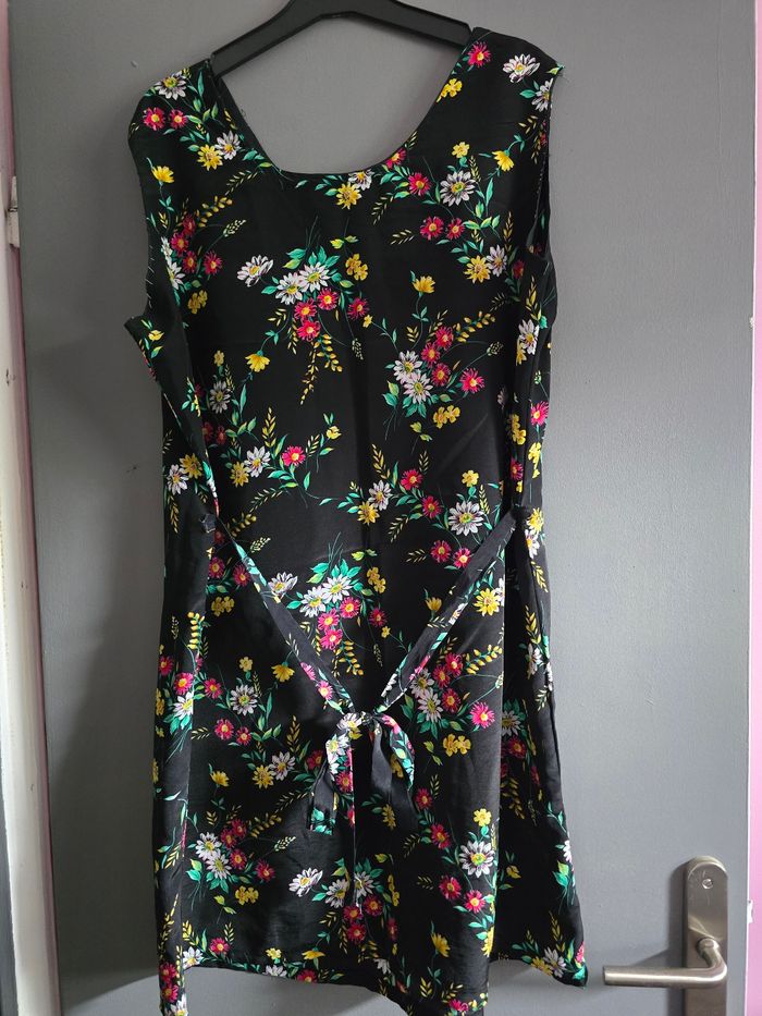 Robe fleuri - photo numéro 2
