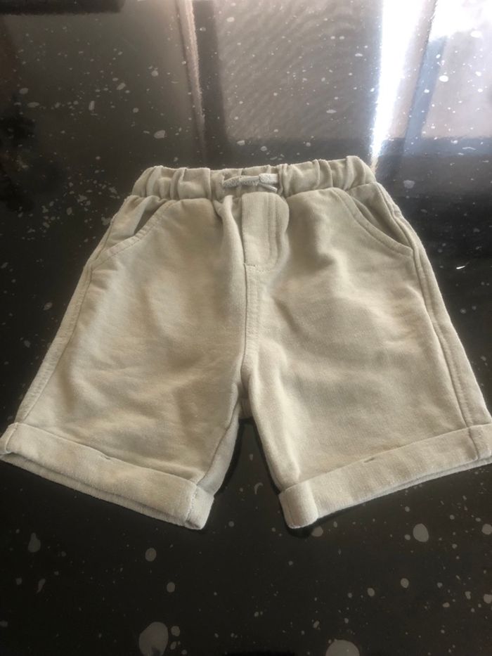 Petit shorts imprimé blanc bleu foncé et vert uni - photo numéro 2