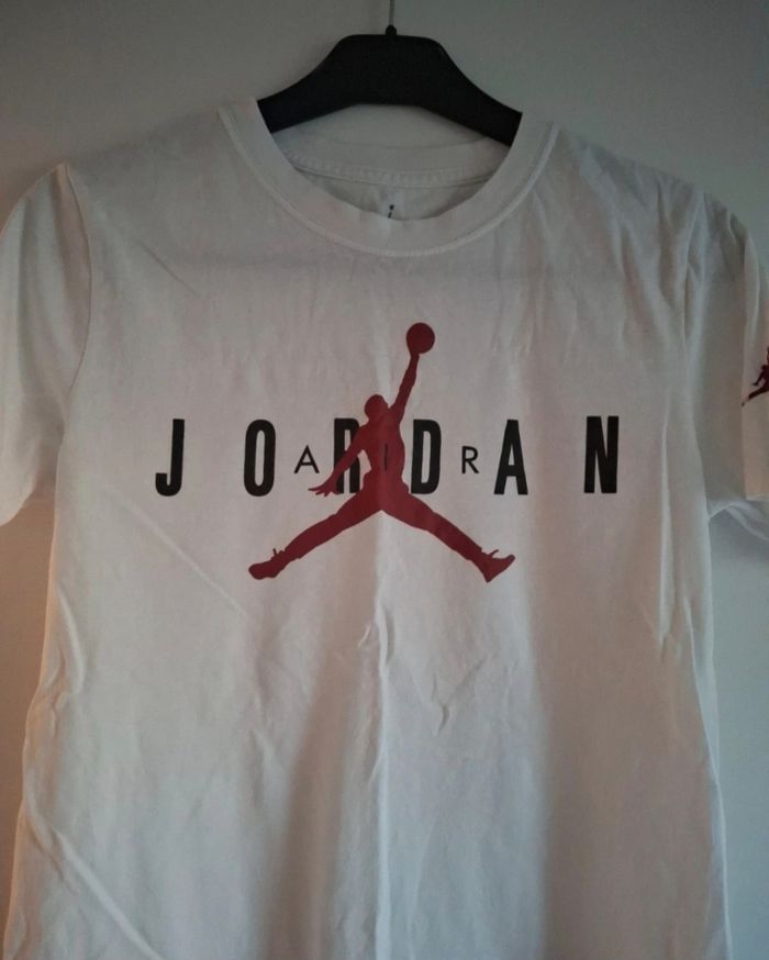 T-shirt blanc Jordan - photo numéro 2
